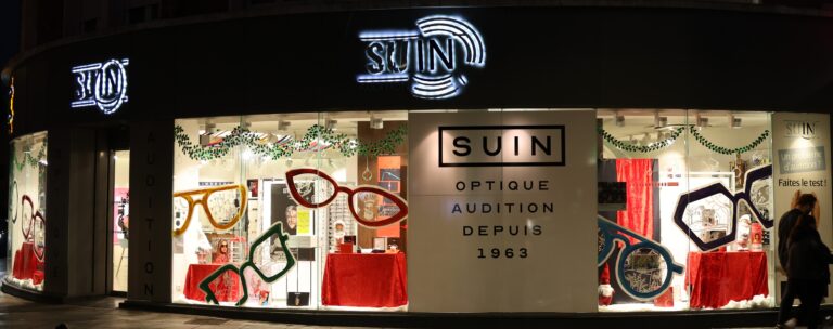 magasin noel 2022 nuit 768x304