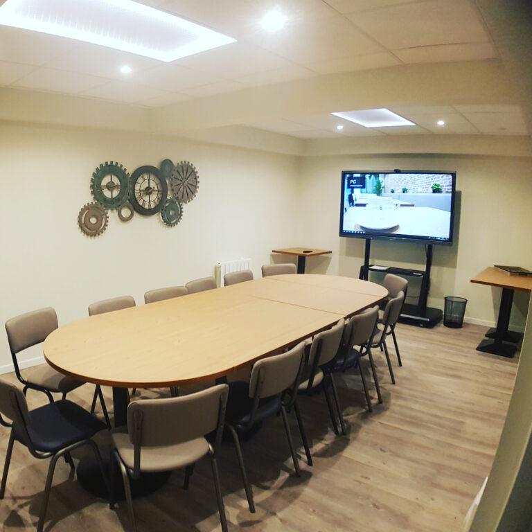 B74DEF1D B7E9 40C5 933B 29CD873B6109 768x768