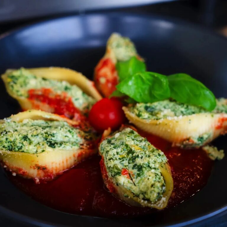 441185474 122144600486133931 941856145822412416 n 768x768