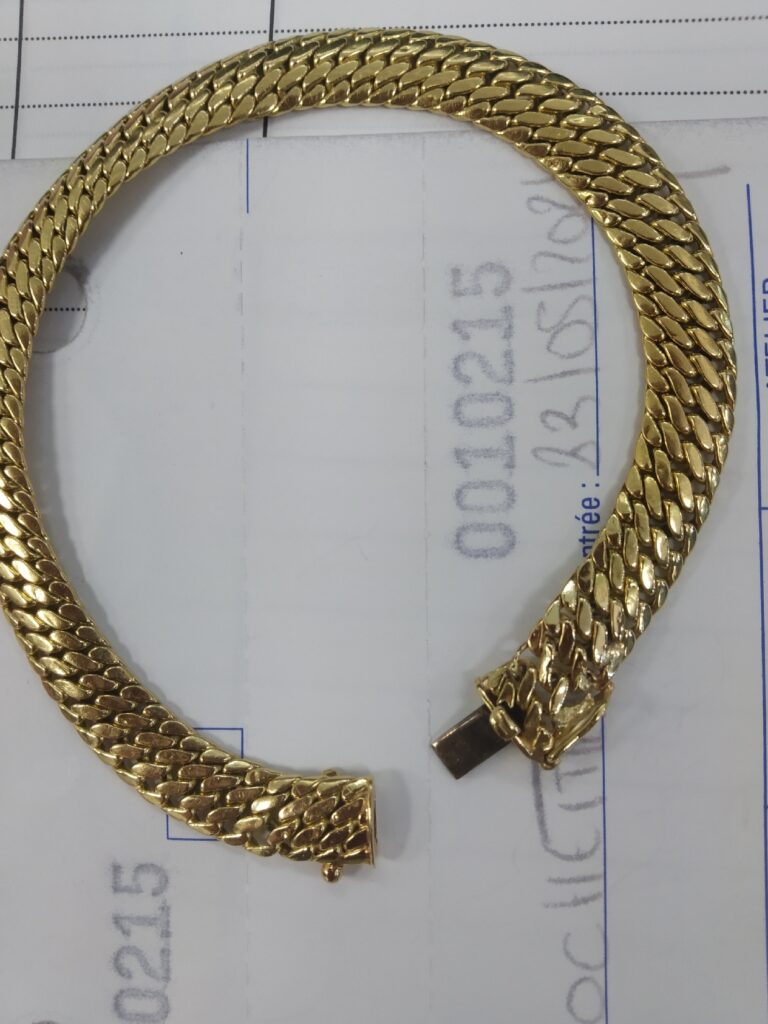 17171513748511 768x1024